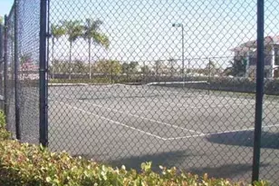 5065 Wiles Rd, Coconut Creek, FL 33073 - Photo 9