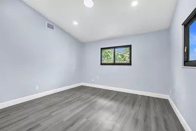 2831 NW 111th Avenue, Sunrise, FL 33322 - Photo 17