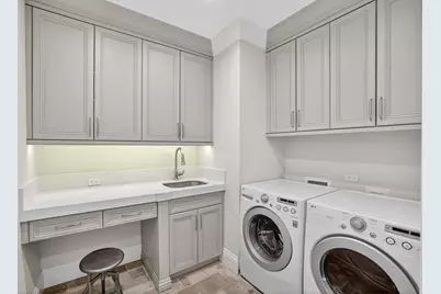 2425 Delmar Place, Fort Lauderdale, FL 33301 - Photo 23