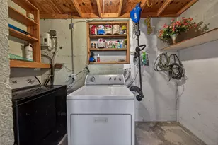 1802 Lauderdale Manor Dr, Fort Lauderdale, FL 33311 - Photo 17