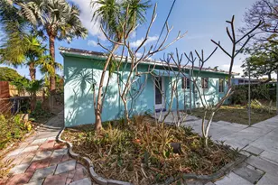 1802 Lauderdale Manor Dr, Fort Lauderdale, FL 33311 - Photo 25