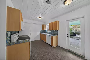 1802 Lauderdale Manor Dr, Fort Lauderdale, FL 33311 - Photo 9