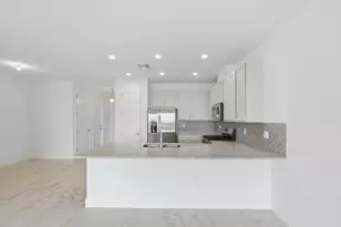 13528 SW Starkissed Ln, Port Saint Lucie, FL 34987 - Photo 9