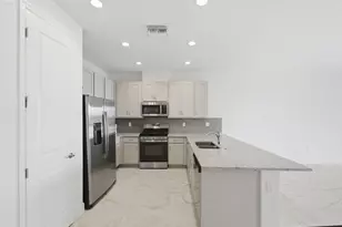 13528 SW Starkissed Ln, Port Saint Lucie, FL 34987 - Photo 7