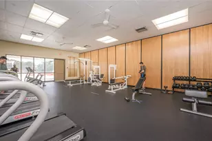 20379 W Country Club Dr, Aventura, FL 33180 - Photo 27