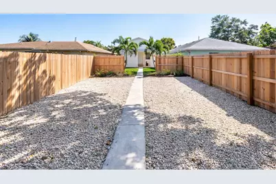 411 S E Street, Lake Worth Beach, FL 33460 - Photo 19