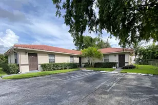 11380 NW 39th St, Coral Springs, FL 33065 - Photo 9