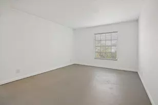 2161 NE 68th St, Fort Lauderdale, FL 33308 - Photo 7