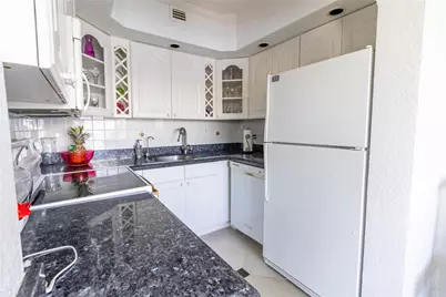 1201 S Riverside Drive S #206, Pompano Beach, FL 33062 - Photo 15