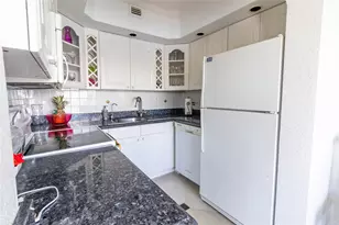 1201 S Riverside Dr S, Pompano Beach, FL 33062 - Photo 15