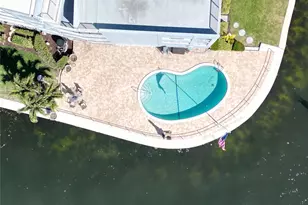 1201 S Riverside Dr S, Pompano Beach, FL 33062 - Photo 25