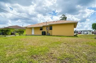 1009 SW Avenue E Pl, Belle Glade, FL 33430 - Photo 3