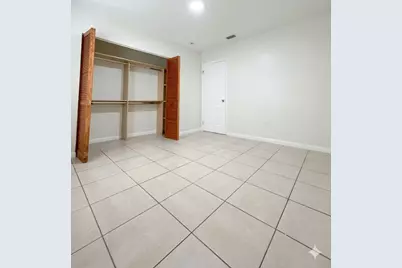 1009 SW Avenue E Place, Belle Glade, FL 33430 - Photo 11