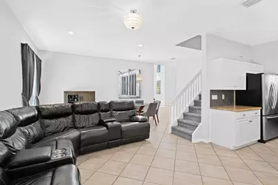 1204 Camellia Circle, Weston, FL 33326 - Photo 9