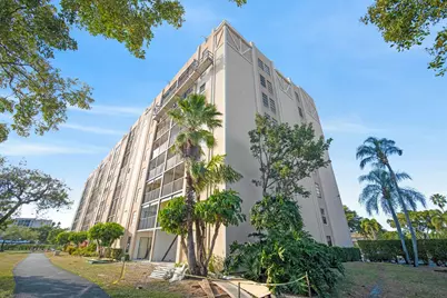 6866 Huntington Lane #304, Delray Beach, FL 33446 - Photo 5