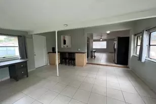 2172 SW 37th Terrace, Fort Lauderdale, FL 33312 - Photo 3