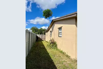 2172 SW 37 Terrace, Fort Lauderdale, FL 33312 - Photo 13