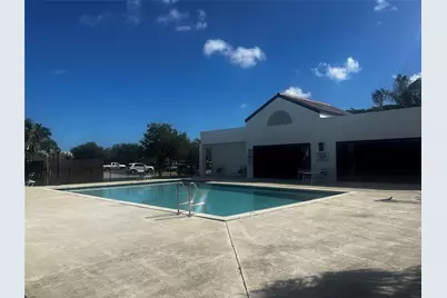 208 Lake Pointe Drive #105, Fort Lauderdale, FL 33309 - Photo 15