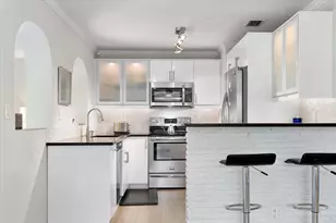 1769 NE 38th St, Fort Lauderdale, FL 33334 - Photo 9