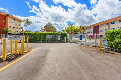 5300 Washington Street #W414, Hollywood, FL 33021 - Photo 3