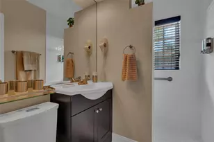 258 Basin Dr, Fort Lauderdale, FL 33308 - Photo 41