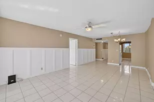 4898 NW 29th Ct, Lauderdale Lakes, FL 33313 - Photo 15