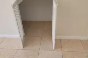 13725 SW 84th St, Miami, FL 33183 - Photo 5