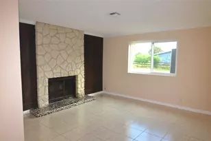 1881 SW 112th Ave, Davie, FL 33324 - Photo 3