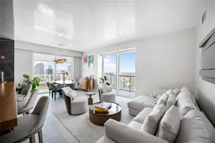 1900 N Bayshore Dr, Miami, FL 33132 - Photo 25