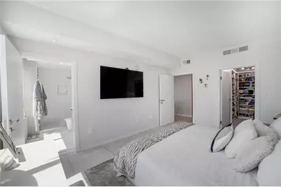 1900 N Bayshore Drive #4411, Miami, FL 33132 - Photo 15