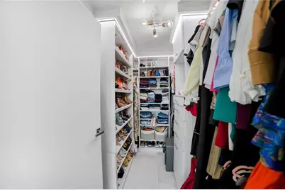 1900 N Bayshore Drive #4411, Miami, FL 33132 - Photo 11