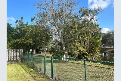 1281 SW 85th Avenue, Miramar, FL 33025 - Photo 9