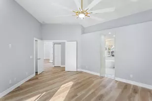 2098 SE Floresta Dr, Port Saint Lucie, FL 34984 - Photo 9