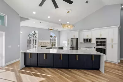 2098 SE Floresta Drive, Port Saint Lucie, FL 34984 - Photo 7