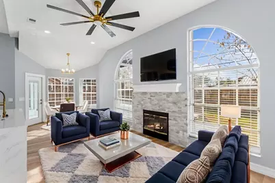 2098 SE Floresta Drive, Port Saint Lucie, FL 34984 - Photo 11