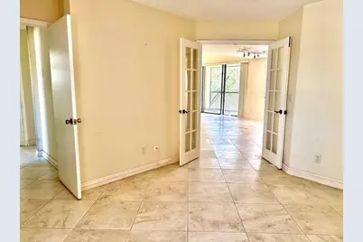 301 SW 158th Terrace #203, Pembroke Pines, FL 33027 - Photo 11