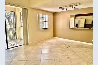 301 SW 158th Terrace #203, Pembroke Pines, FL 33027 - Photo 5