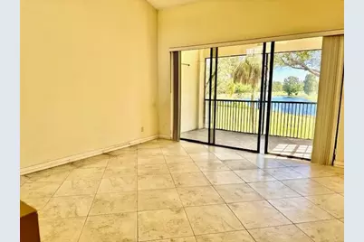 301 SW 158th Terrace #203, Pembroke Pines, FL 33027 - Photo 3