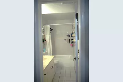 1647 W 72nd Street, Hialeah, FL 33014 - Photo 25