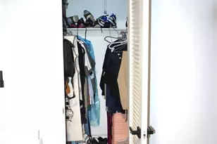 1647 W 72nd St, Hialeah, FL 33014 - Photo 21