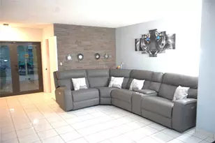 1647 W 72nd St, Hialeah, FL 33014 - Photo 3