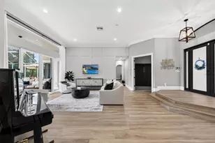 10110 NW 68th Ct, Parkland, FL 33076 - Photo 7