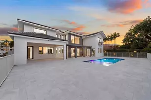 3716 Embassy Dr, West Palm Beach, FL 33401 - Photo 25