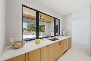 3716 Embassy Dr, West Palm Beach, FL 33401 - Photo 23