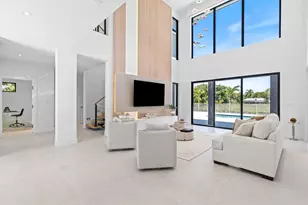 3716 Embassy Dr, West Palm Beach, FL 33401 - Photo 7