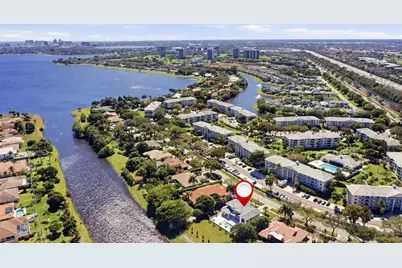 3716 Embassy Drive, West Palm Beach, FL 33401 - Photo 5