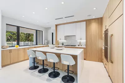 3716 Embassy Drive, West Palm Beach, FL 33401 - Photo 13