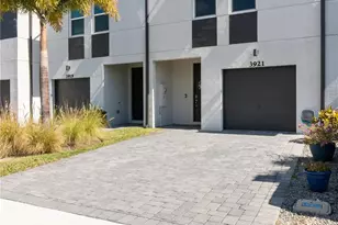 3921 SE Mentmore Ln, Stuart, FL 34997 - Photo 5