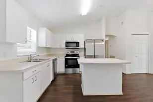 581 NW Goldcoast Ave, Port Saint Lucie, FL 34983 - Photo 7