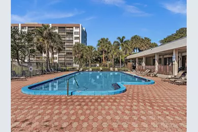 1266 S Military Trail #575, Deerfield Beach, FL 33442 - Photo 17